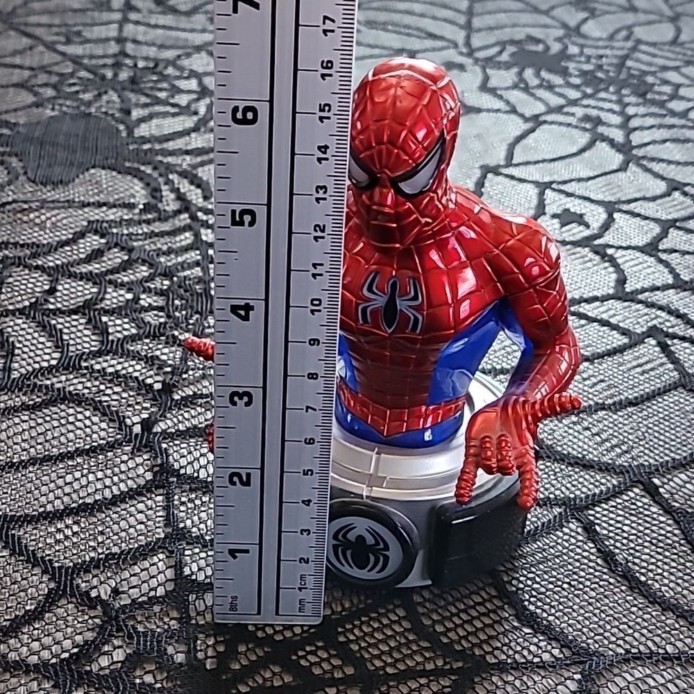 Marvel Spiderman Push Light Toy - Picture 7 of 8